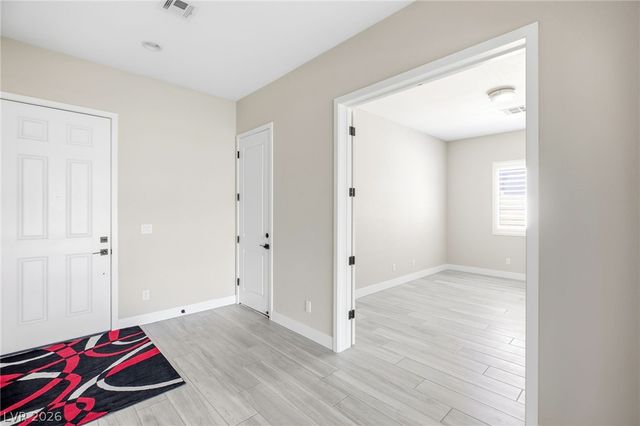 10086 Goff Grove Court, Las Vegas, NV 89183