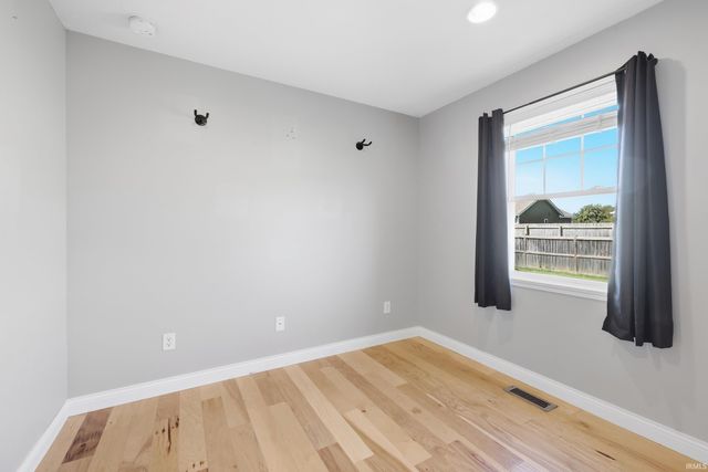 1560 Fox Run Court, Spencer, IN 47460