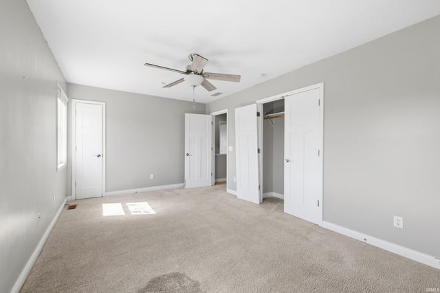 1560 Fox Run Court, Spencer, IN 47460