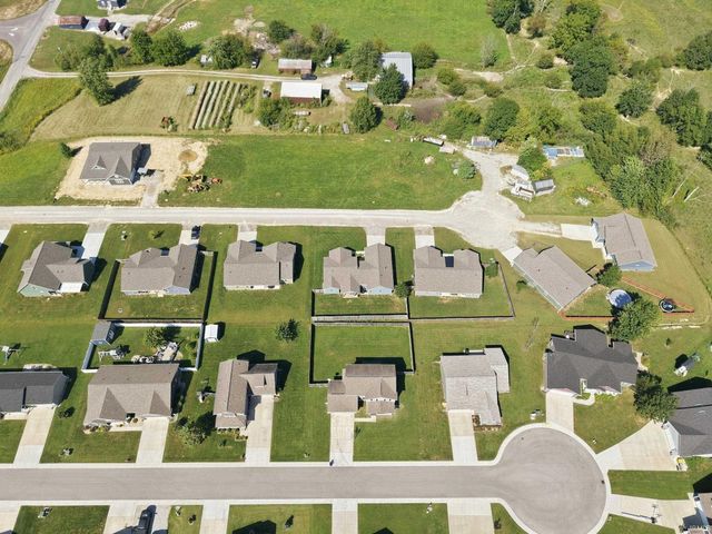 1560 Fox Run Court, Spencer, IN 47460