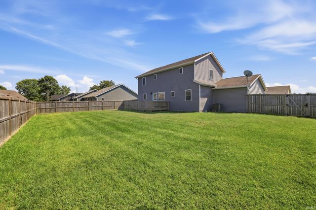1560 Fox Run Court, Spencer, IN 47460