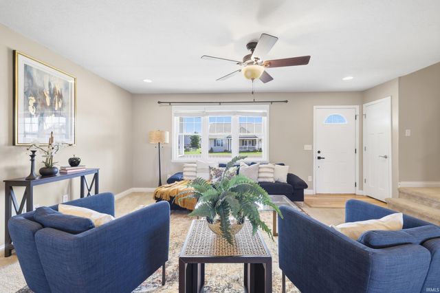 1560 Fox Run Court, Spencer, IN 47460