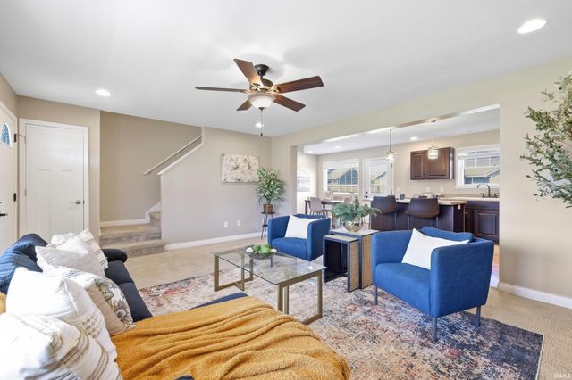 1560 Fox Run Court, Spencer, IN 47460