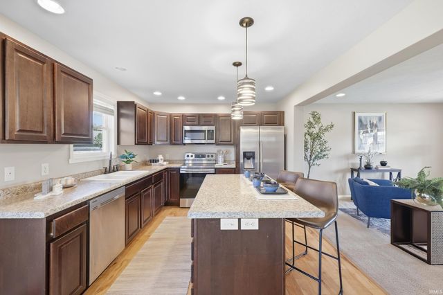 1560 Fox Run Court, Spencer, IN 47460