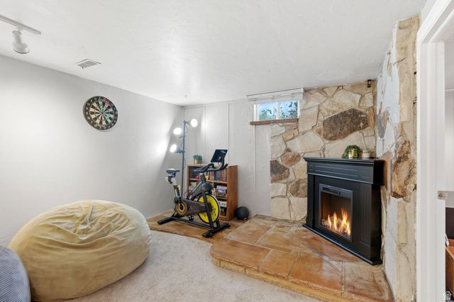 413 E 9120 S, Sandy, UT 84070