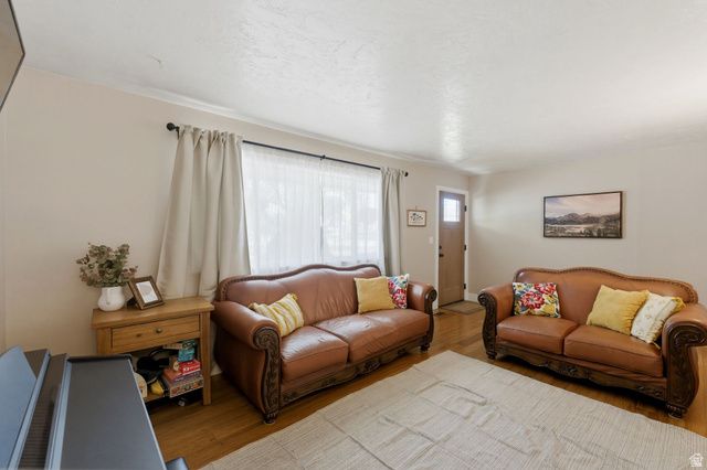 413 E 9120 S, Sandy, UT 84070