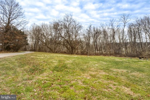 3 E PENNSY RD, New Providence, PA 17560