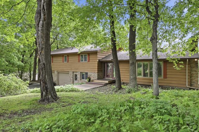 18415 14th Avenue N, Plymouth, MN 55447