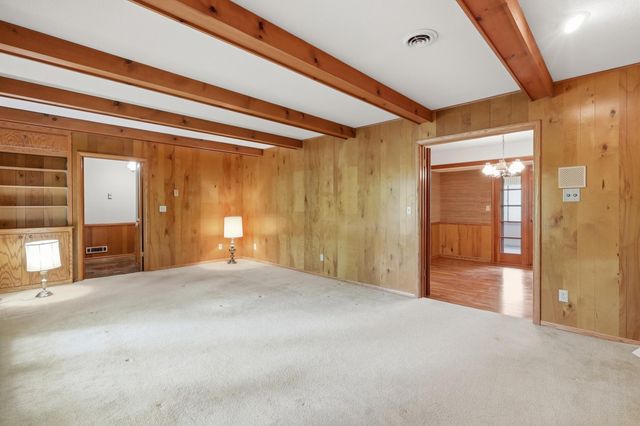 18415 14th Avenue N, Plymouth, MN 55447