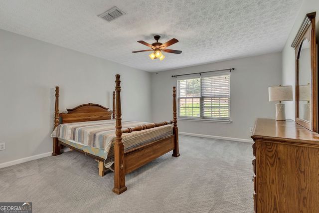 1070 River Plantation Drive, Woodstock, GA 30188