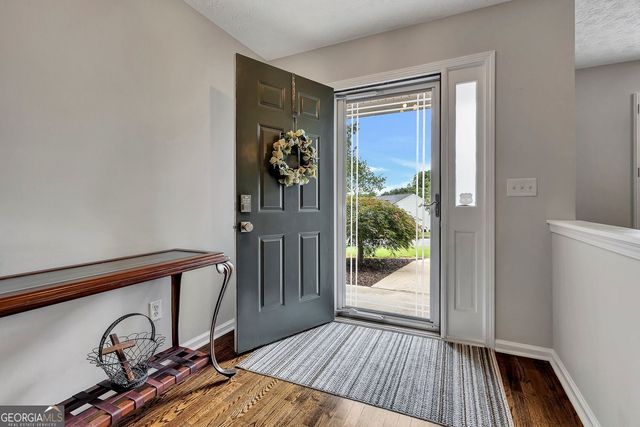 1070 River Plantation Drive, Woodstock, GA 30188