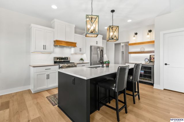 5413 N 206 Street, Elkhorn, NE 68022