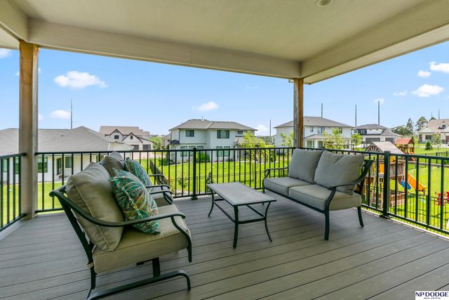 5413 N 206 Street, Elkhorn, NE 68022