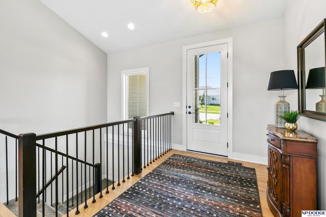 5413 N 206 Street, Elkhorn, NE 68022