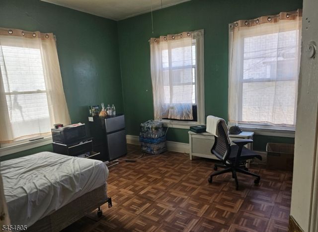 292 Governor St, Paterson City, NJ 07501
