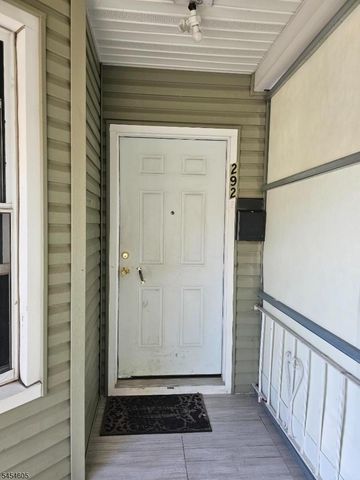 292 Governor St, Paterson City, NJ 07501