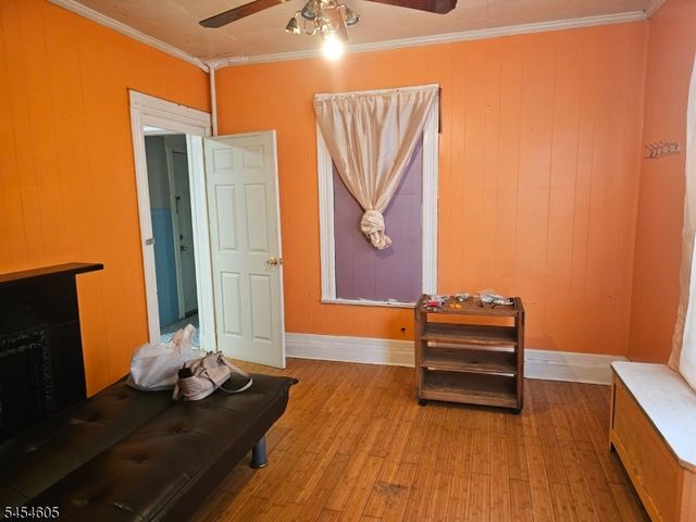 292 Governor St, Paterson City, NJ 07501