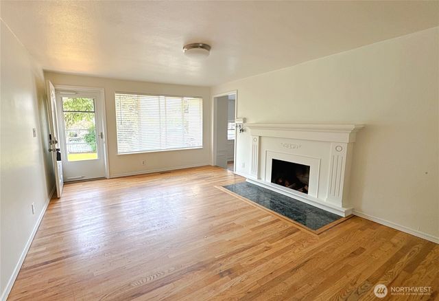 32558 7th Place S, Federal Way, WA 98003