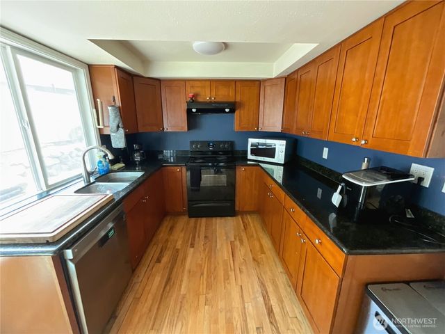 32558 7th Place S, Federal Way, WA 98003