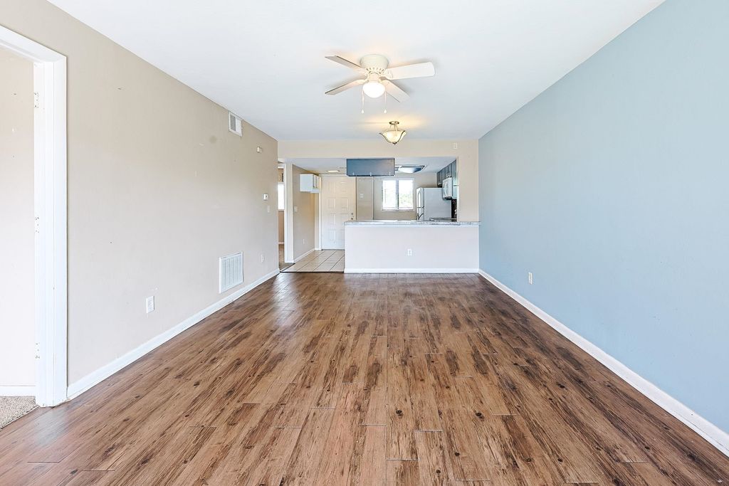 1301 Pridgen Rd Apt 208, Myrtle Beach, SC 29577 — photo 5