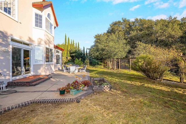 4080 Woodstock Rd., Hayward, CA 94542