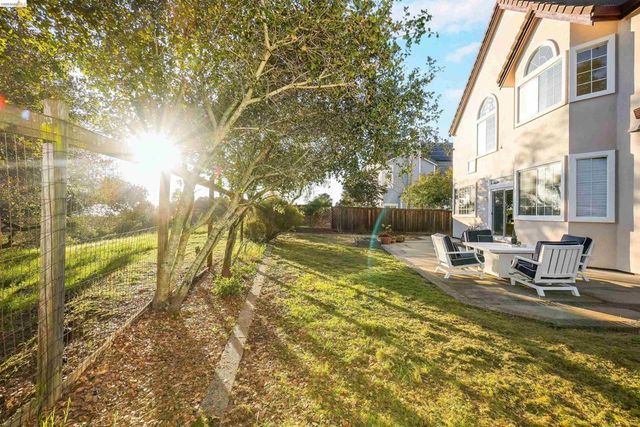 4080 Woodstock Rd., Hayward, CA 94542