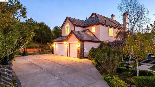 4080 Woodstock Rd., Hayward, CA 94542