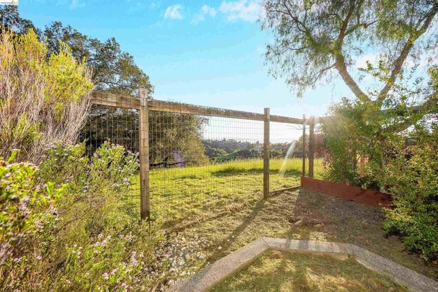 4080 Woodstock Rd., Hayward, CA 94542