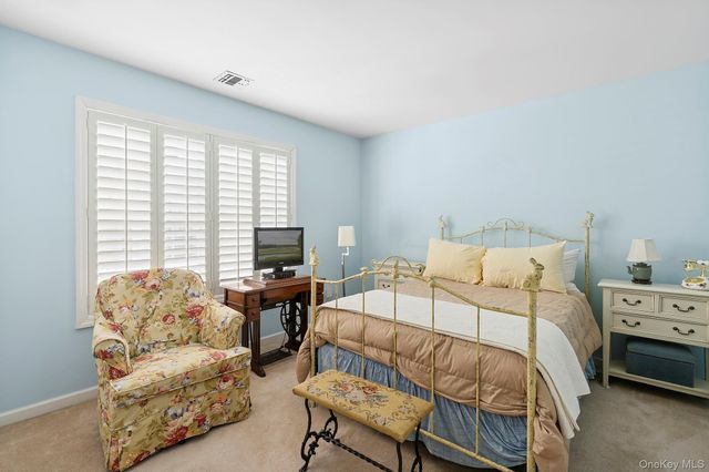 179 Melody Court, Eastport, NY 11941