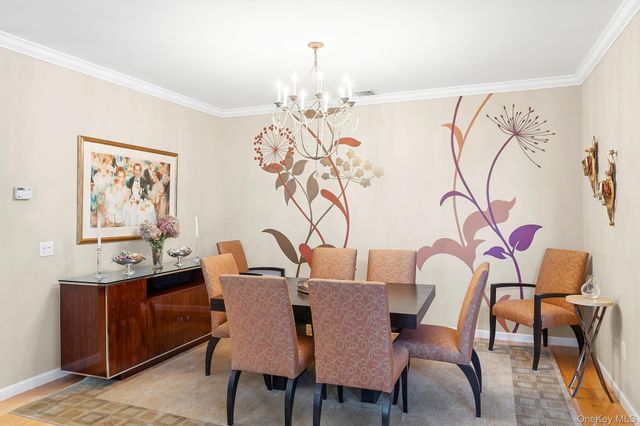 179 Melody Court, Eastport, NY 11941