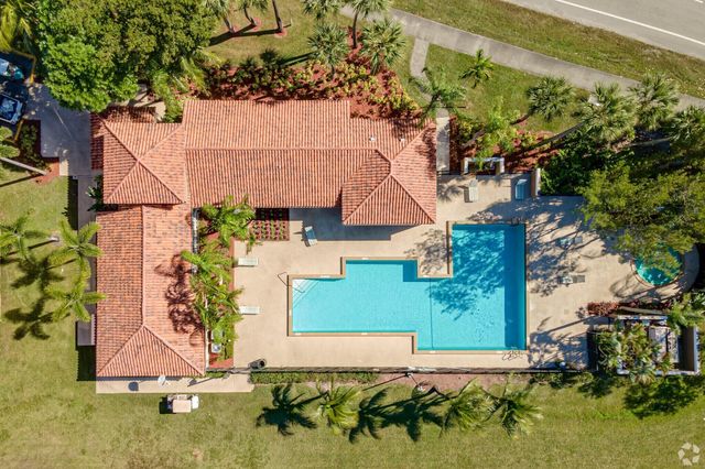 1101 N Benoist Farms Road 106, West Palm Beach, FL 33411