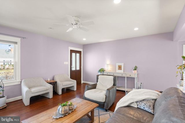 1804 S OAKLAND ST, Arlington, VA 22204