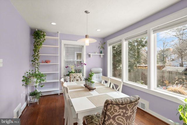 1804 S OAKLAND ST, Arlington, VA 22204