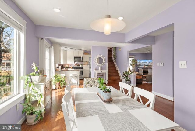 1804 S OAKLAND ST, Arlington, VA 22204