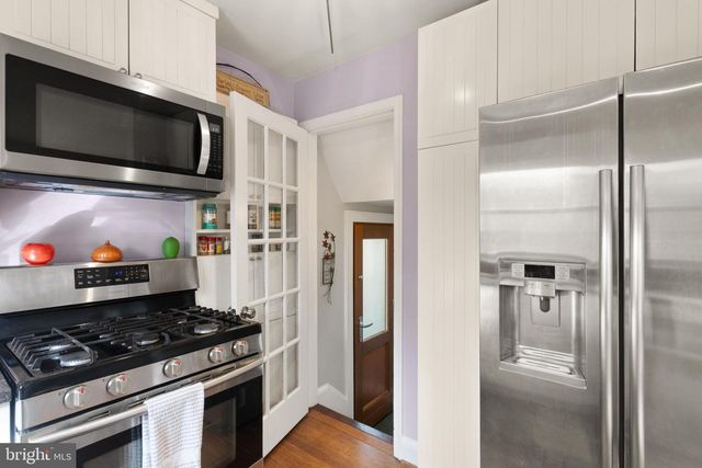 1804 S OAKLAND ST, Arlington, VA 22204