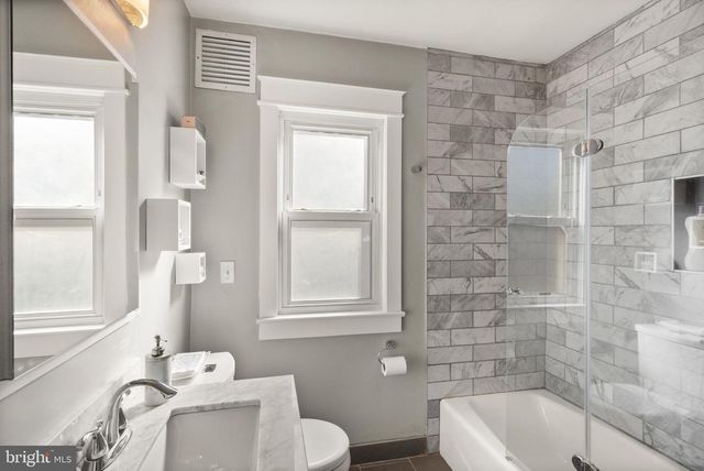 1804 S OAKLAND ST, Arlington, VA 22204