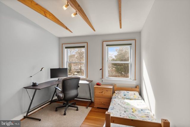 1804 S OAKLAND ST, Arlington, VA 22204