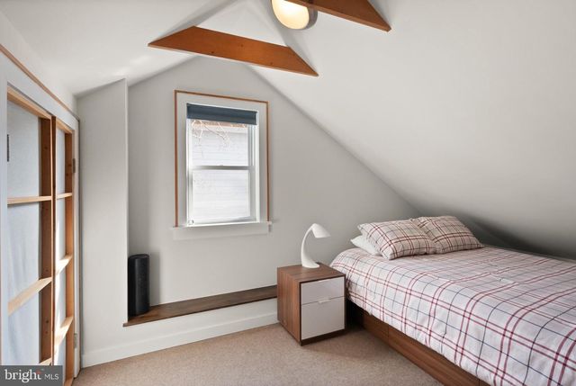 1804 S OAKLAND ST, Arlington, VA 22204