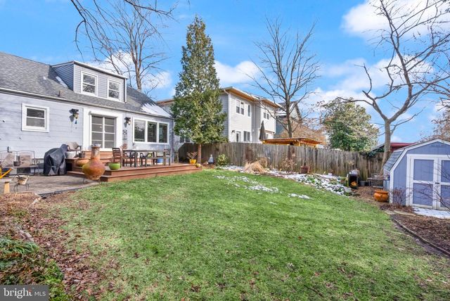 1804 S OAKLAND ST, Arlington, VA 22204