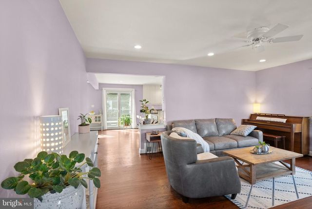 1804 S OAKLAND ST, Arlington, VA 22204