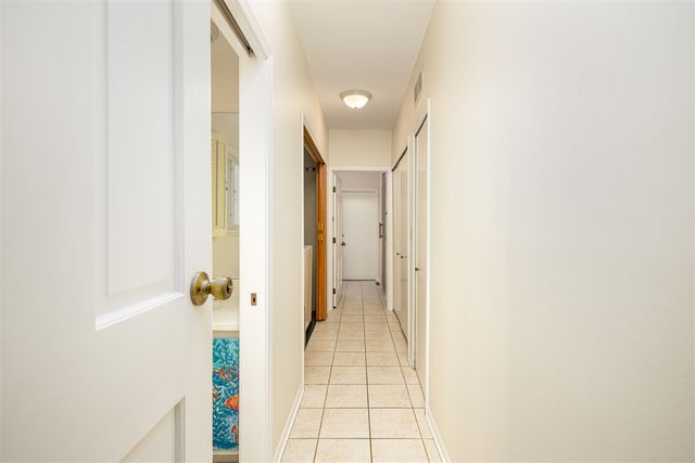 3949 Waldenwood Drive, Ann Arbor, MI 48105