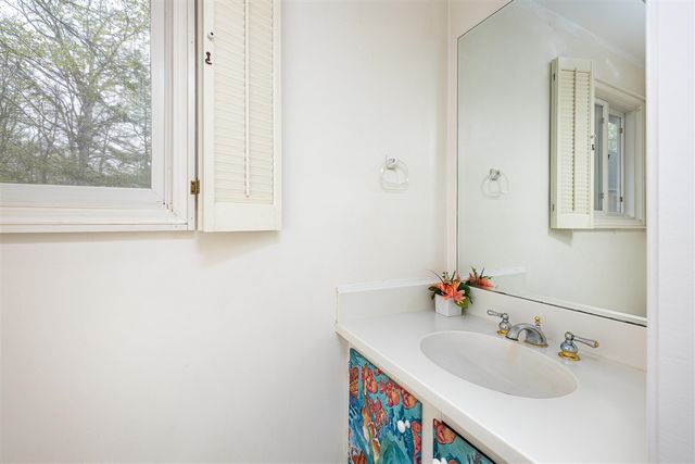 3949 Waldenwood Drive, Ann Arbor, MI 48105