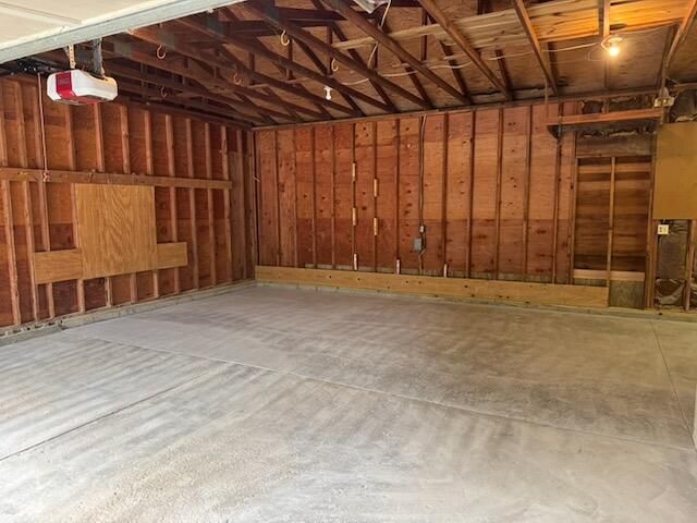 3949 Waldenwood Drive, Ann Arbor, MI 48105
