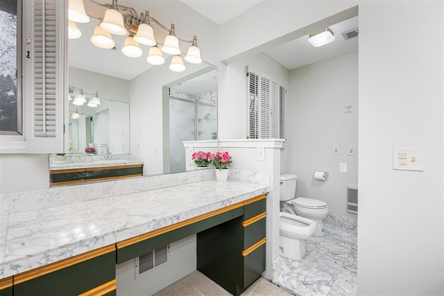 3949 Waldenwood Drive, Ann Arbor, MI 48105