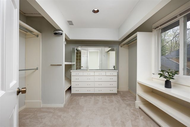 3949 Waldenwood Drive, Ann Arbor, MI 48105