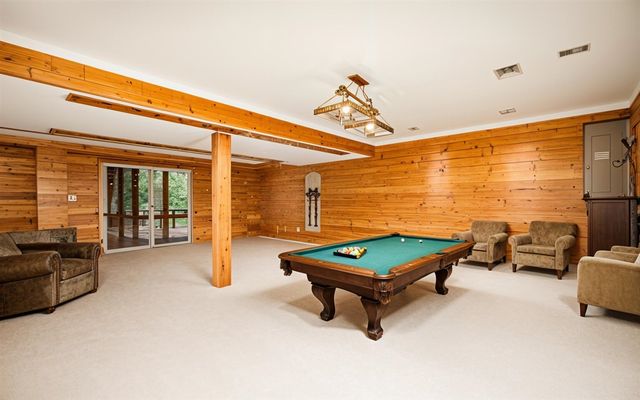 3949 Waldenwood Drive, Ann Arbor, MI 48105