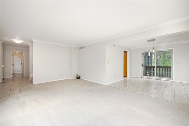 3949 Waldenwood Drive, Ann Arbor, MI 48105