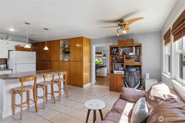 1921 Mt Brynion Road, Kelso, WA 98626