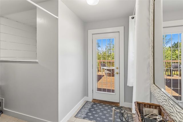1921 Mt Brynion Road, Kelso, WA 98626
