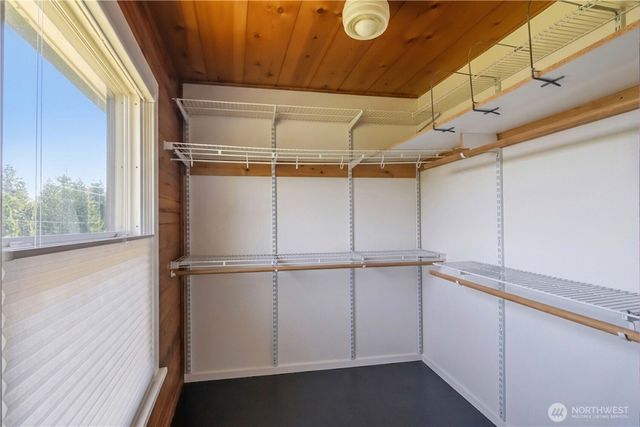 1921 Mt Brynion Road, Kelso, WA 98626